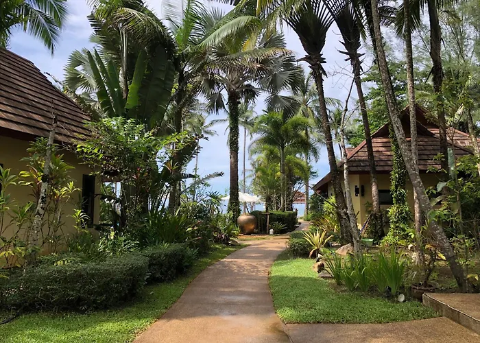 Nang Thong Beach Resort
